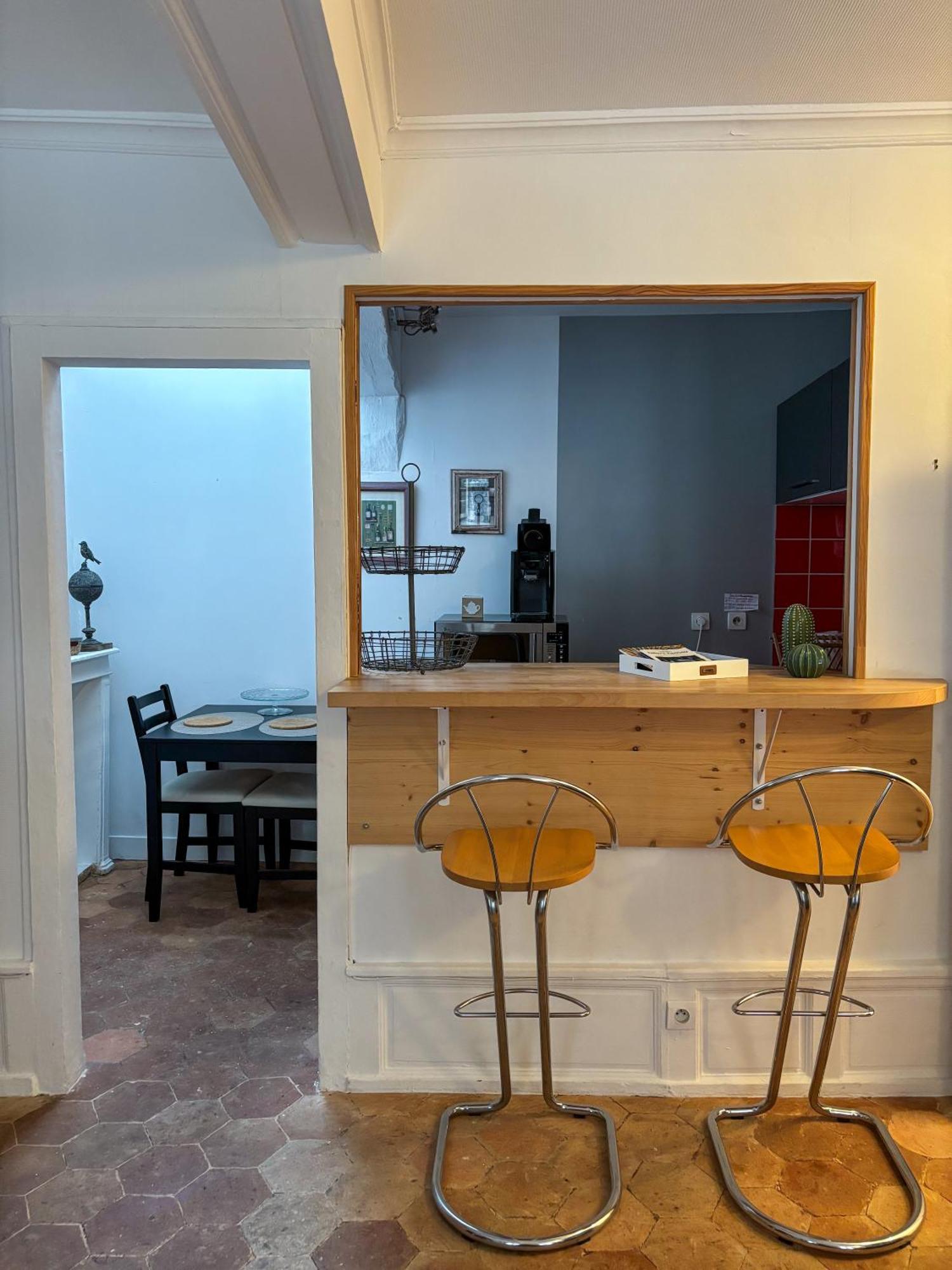 Studio Parvis Cloitre Notre Dame Chartres Buitenkant foto
